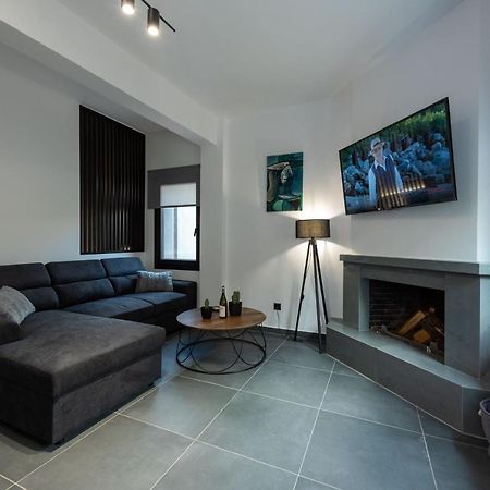 Frourio Lodge Α2 لاريسا المظهر الخارجي الصورة